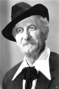 Lafe McKee in Riding to Fame