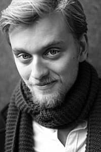 Adam Schmidt Jensen in Natsværmer