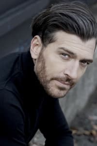 Tam Mutu in 109 Billion Followers