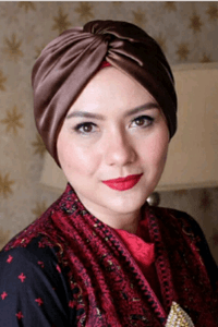 Viona Rosalina in Si Badung