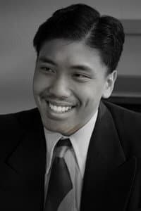 Travis Hui in The Fortune Seller