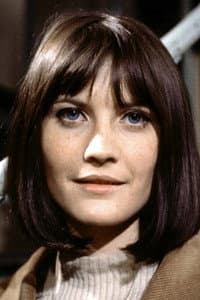 Sandie Shaw in Kathy Kirby: My Story By The Golden Girl of Pop