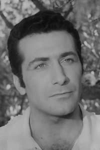 Ettore Serra in Retaggio di sangue