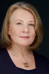 Elizabeth Saunders in Life After Hockey