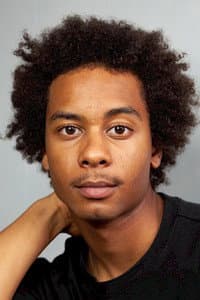 Aaron Bojang in Parvet