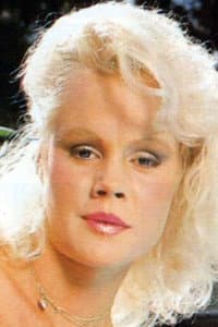 Pippi Anderson in Stud Hunters
