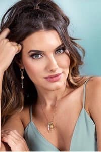 Priscila Buiar in Mentira Tem Perna Curta