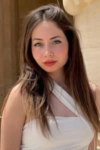 Zeynep Bostancı in Bu Son Olsun