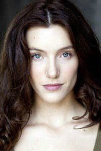 Eleanor Gecks in Dark Signal