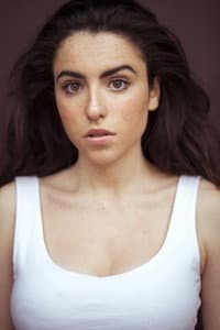 Evelyn Ariza in Peep