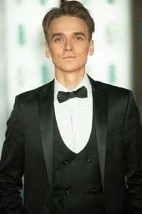 Joe Sugg in Superkat Maurice