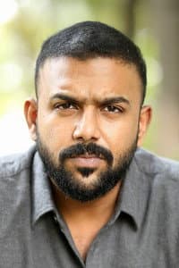 Tharun Bhascker in Masthu Shades Unnai Ra
