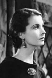 Moira Lynd in The Perfect Lady