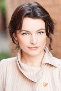Hannah Monson in Bubba