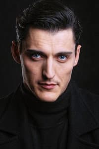 Maxim Khanzhov in Снег, сестра и росомаха