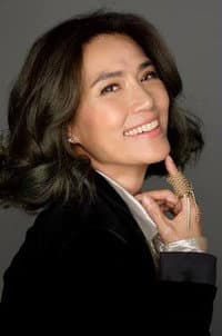 Nantida Kaewbuasai in คอนเสิร์ต 10 ปี แกรมมี่