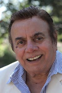 Shelly Desai in Impostors