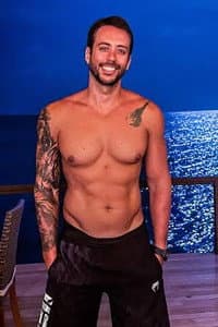 Jordi Wild in Ella Llevaba Una Diadema Azul