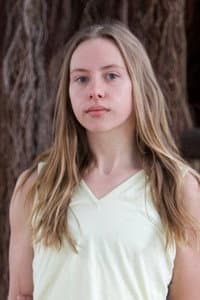 Isabelle Faus in Pretty Strong
