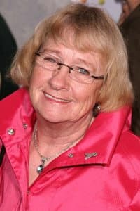 Kathryn Joosten in Cojones