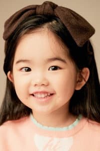 Oh Eun-seo in 조립식 가족