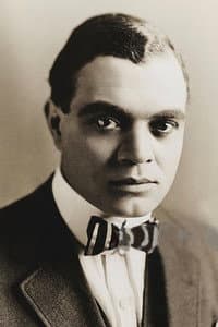 Noble Johnson in Serenade