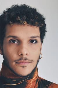 Paulo Hebrom in Algum Romance Transitório