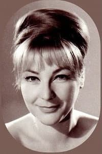 Ilona Kállay in A fekete város