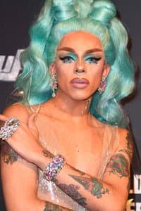 Aja in Femme