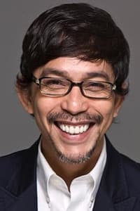 Marlon Rivera in Belle Douleur