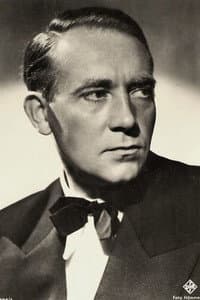 Mathias Wieman in Togger