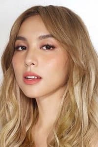 Kyline Alcantara in Black Lipstick