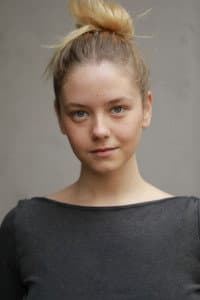Charlotte Lacoste in Rivière-Perdue