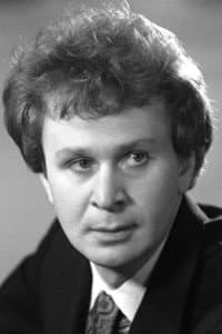 Yuri Rodionov in Приглашение к жизни