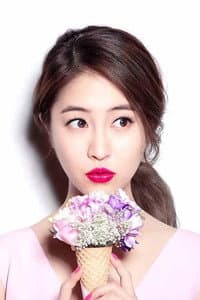 Park Min-ji in 남과 여