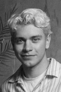 Daniil Merkulov in Аномалия