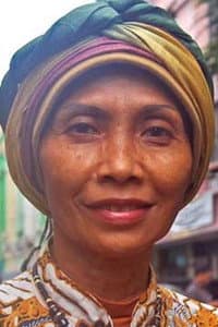 Elly D. Luthan in Cinta Pertama, Kedua & Ketiga