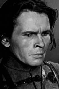 Vitaliy Matveyev in Бродяги Севера