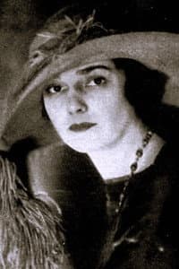Julia Hoyt in The Man Who Found Himself