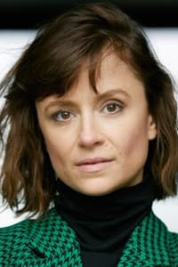 Lilly Menke in When the Music Ends
