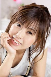Sanae Hitomi in Travelers: 次元警察