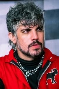 Lucas Sá in Balada para os mortos