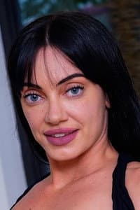 Leila LaRocco in Mom Is Horny 14