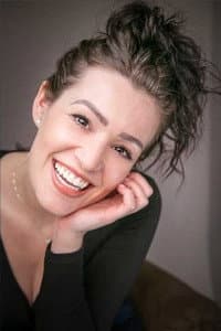 Jessica Trintin in A Noiva