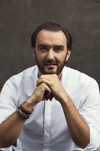 Cyril Lignac in Cyril Lignac, qu'est ce qu'on va faire de toi ?