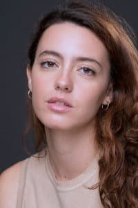 Julieta Segura in Verdadero romance