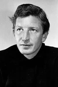 Terence Longdon in The Return of Mr. Moto