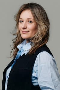 Manon Novak in TiTa Tovenaar De Musical