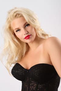 Elly Mayday in A Perfect 14