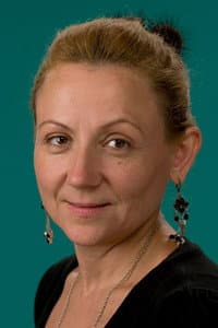Olena Bondareva-Repina in Сусідка